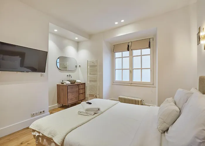 Apartment Louvre/palais Royal By Studioprestige