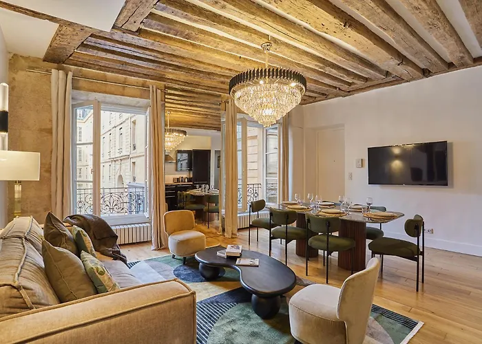 Louvre/palais Royal By Studioprestige * Paris